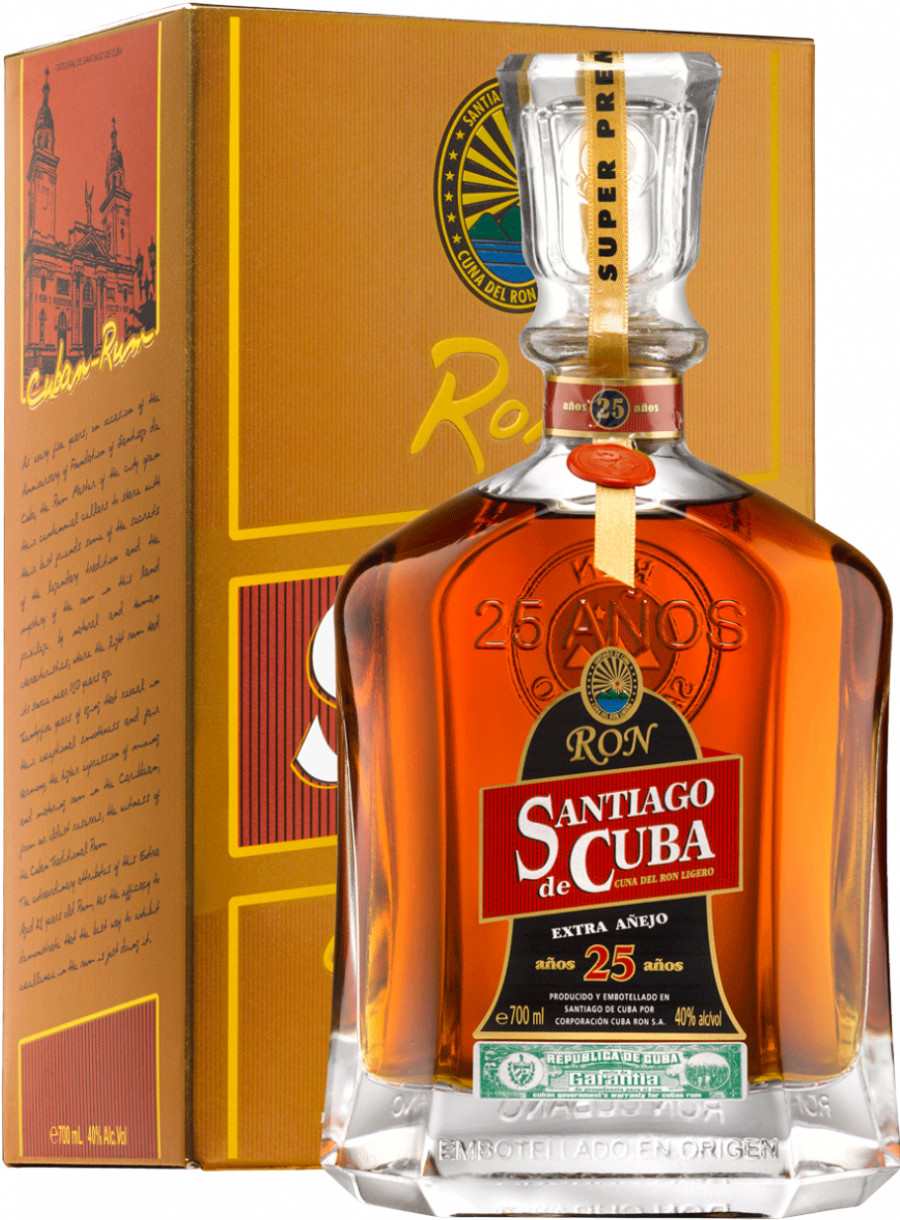 Ром «Santiago de Cuba. Ron Extra Anejo 25 y.o.» в подарочной упаковке